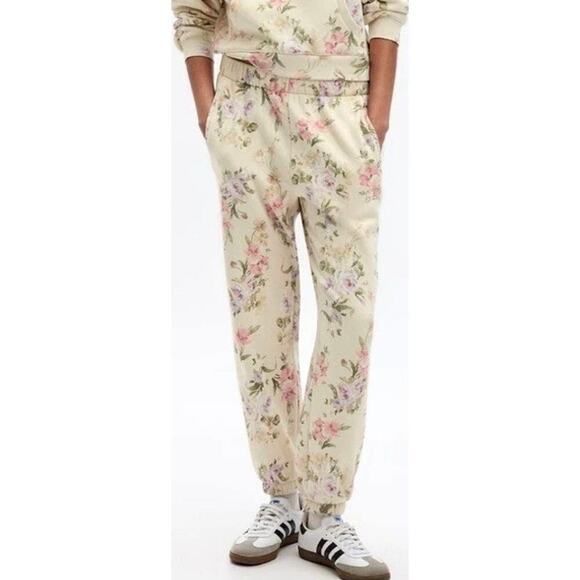 Gap x LoveShackFancy Other - Gap × LoveShackFancy Floral Joggers Sweatpants Lounge Size Kids 8-9Y (M)